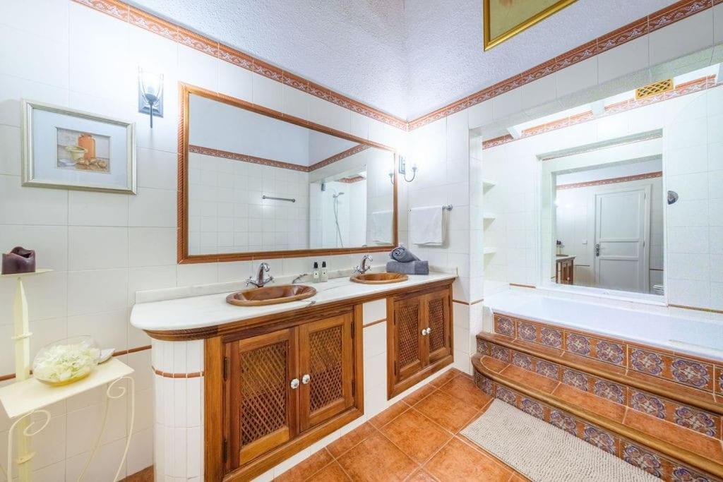 Magnifica Villa Tranquila En El Centro De Mallorca Biniali  Екстериор снимка